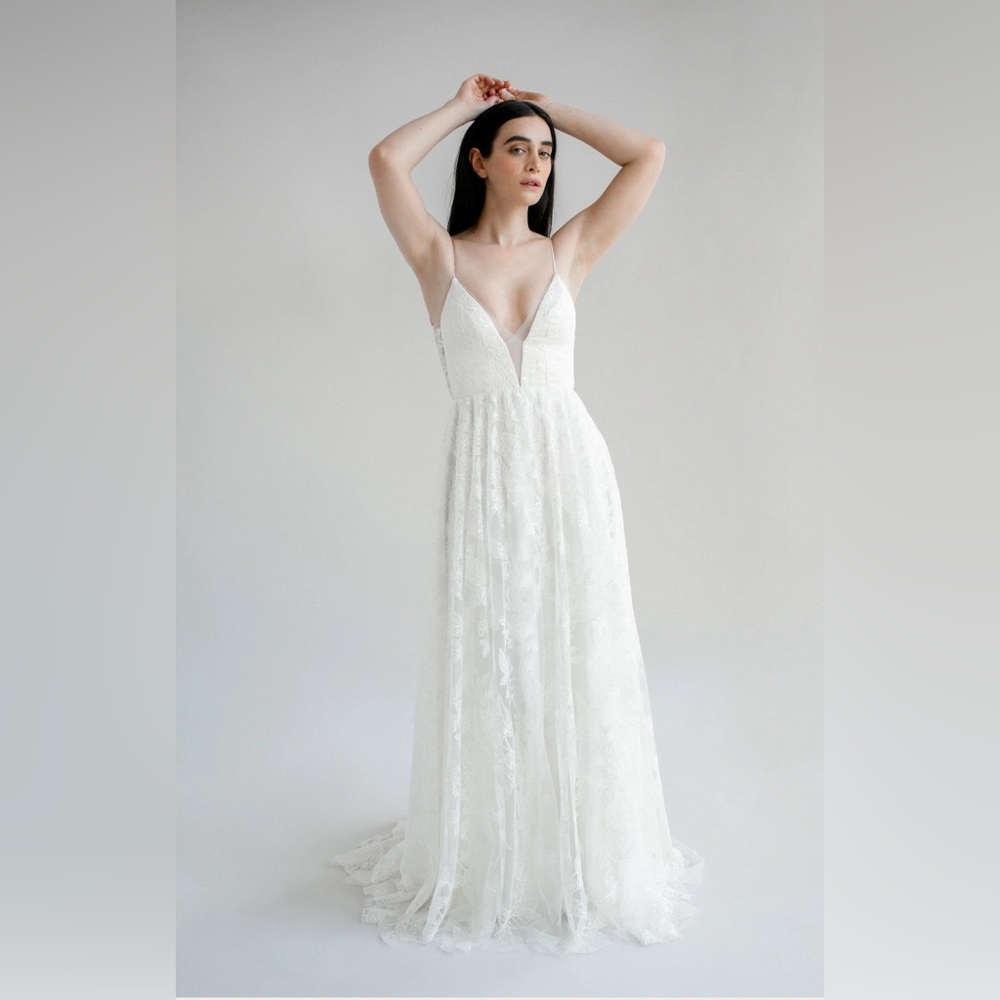 Truvelle Amy Wedding Dress